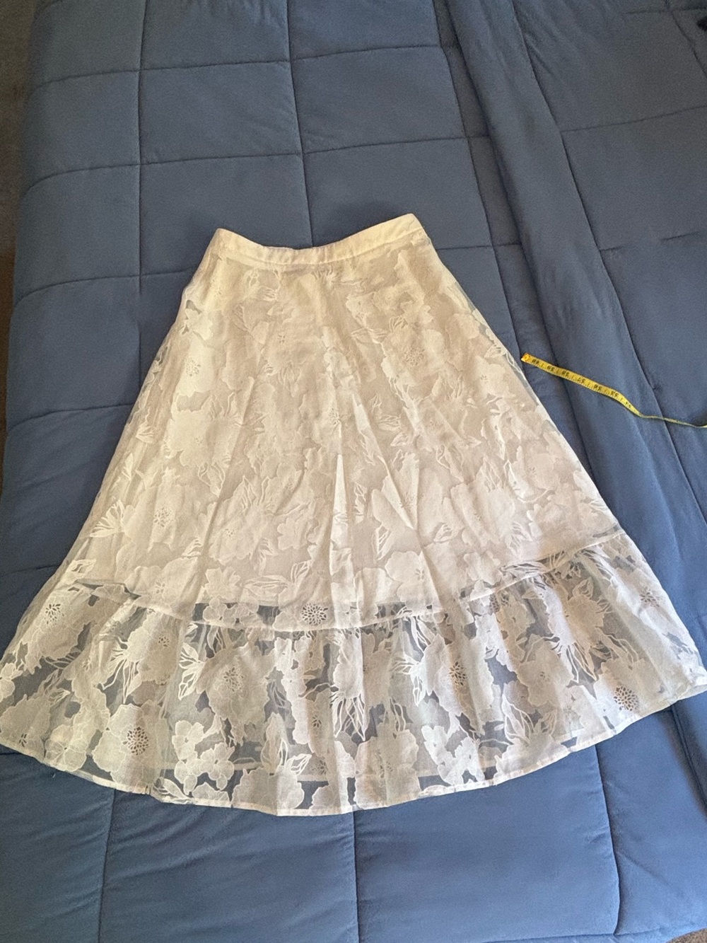 White Lace A-Line Midi Skirt Lulus size Medium